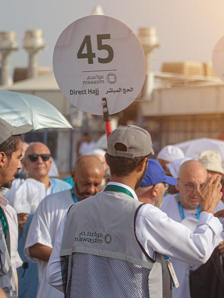 خبرة محلية واسعة